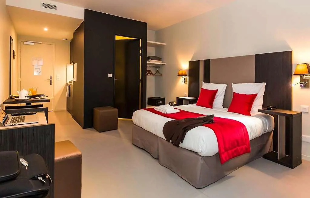 Appart Hotel Odalys City Paris XVII 3*,
